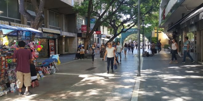 La actividad comercial durante el mes de febrero cayó un 12,96% en Córdoba