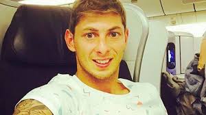 El chat de Emiliano Sala que revela quién y cómo se arregló el trágico vuelo de Nantes a Cardiff