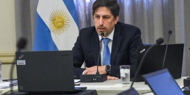 Trotta: “Vamos hacia una escuela con un sistema dual hasta encontrar la vacuna”
