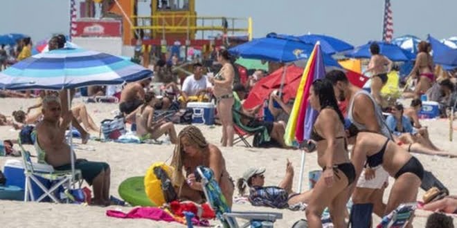 Las dos caras de EE.UU.: el avance de Nueva York y el traspié de Florida