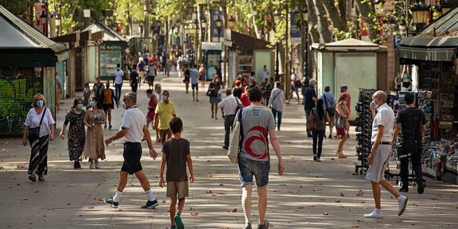 Cataluña al borde de volver a la cuarentena obligatoria