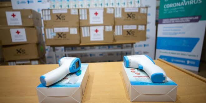 La Cruz Roja Argentina entregó 500 termómetros digitales al COE