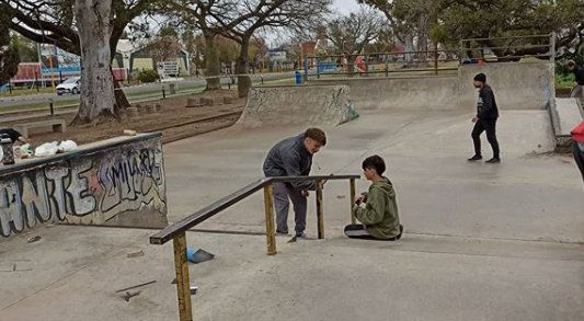 La Asociación de Skate sanfrancisqueña remodeló la infraestructura de la pista pública