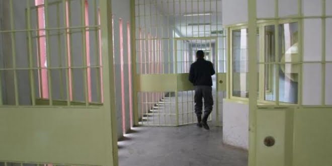 Estafas con el IFE: 19 detenidos por engaños desde la cárcel de Bouwer