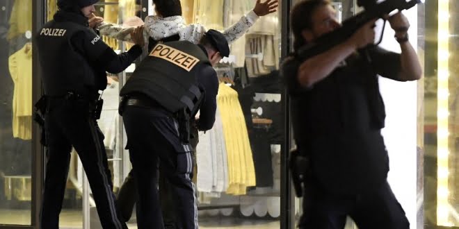  Tres muertos, 15 heridos y un detenido en un ataque en el centro de Viena
