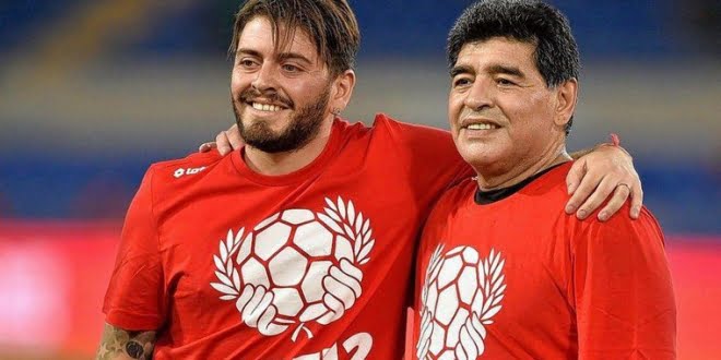  Diego Jr. propuso sacar la camiseta 10 en clubes de su papá