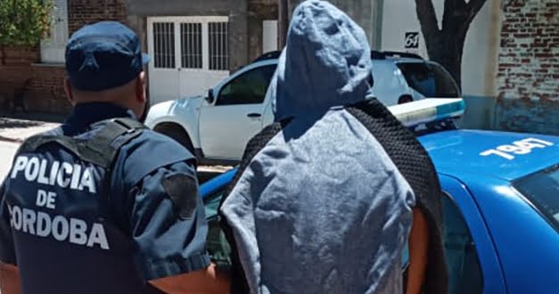 Devoto: detenido tras atacar a una vecina en un intento de robo
