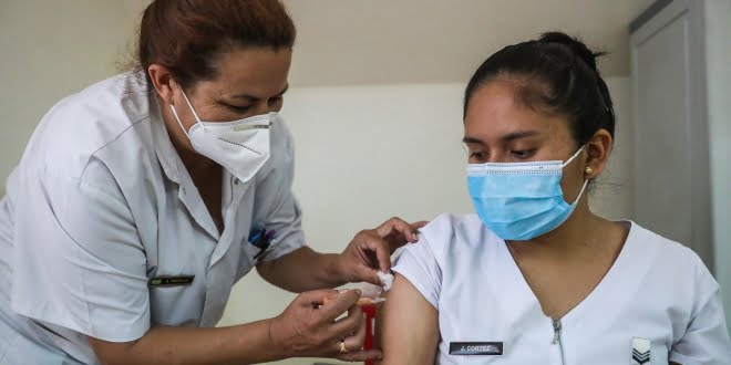 Solo 8 países de América Latina comenzaron a vacunar contra el Covid-19