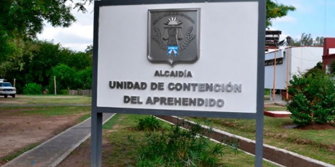 Se escapó un preso de la UCA en Córdoba: hizo un boquete