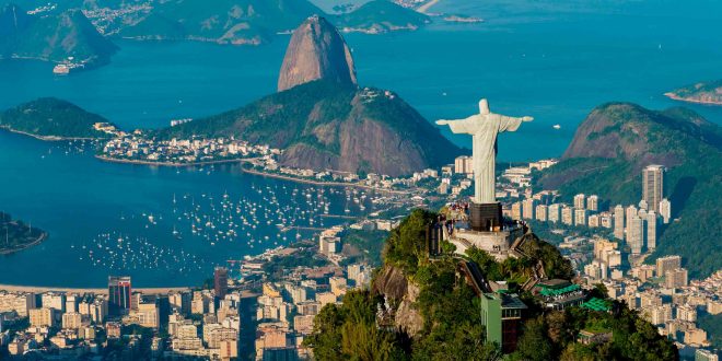 Río de Janeiro impone el toque de queda nocturno