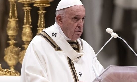 Semana Santa: sin procesión, Francisco celebró la misa del Domingo de Ramos