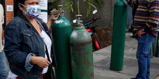 Pandemia: suman más de 135 millones los contagiados de Covid en el mundo