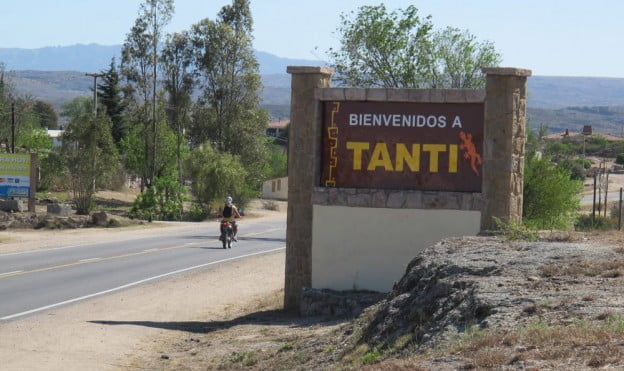 Logró desalojar su lote tras 7 años y volvieron a ocupárselo