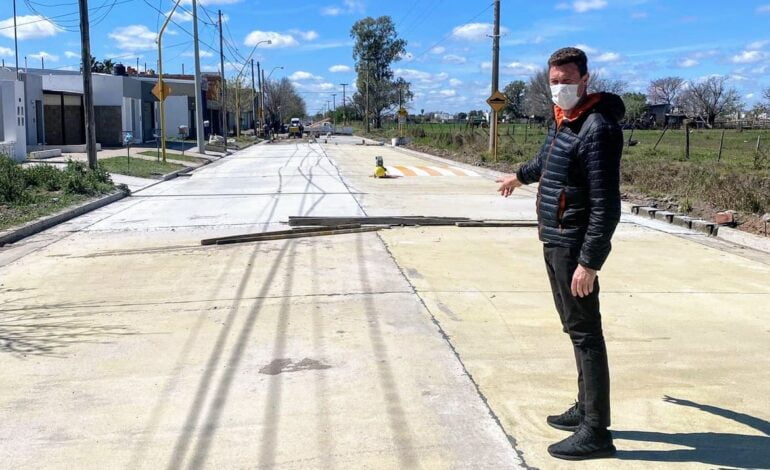 Avanza la pavimentación en Bº 20 de Junio