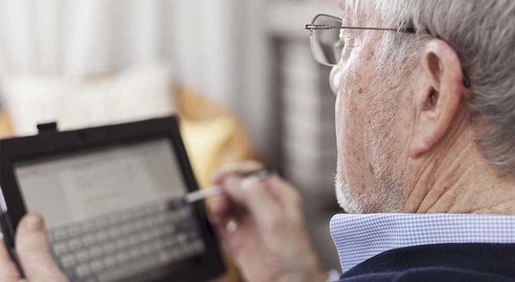 Abuelo tecnologia