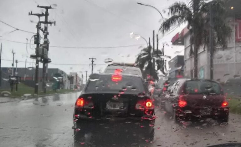 Tiempo: alerta en casi toda Córdoba por tormentas y caída de granizo
