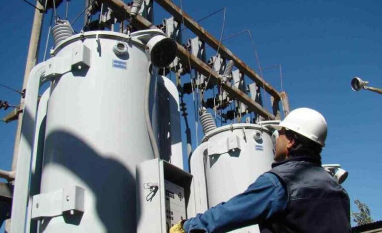  Un problema en un transformador de EPEC en Pilar dejó si energía al sector sur de Arroyito