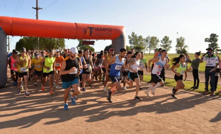  Se corrió la maratón del 130° Aniversario de Porteña