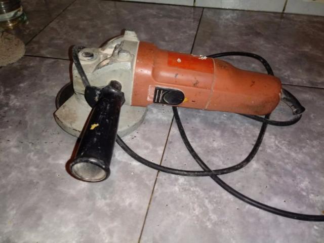 Robaron herramientas del depósito de una vivienda