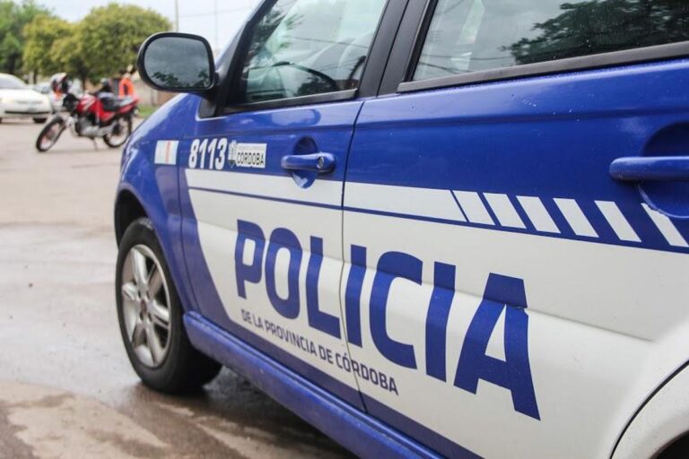 Le entraron a robar por una ventana abierta