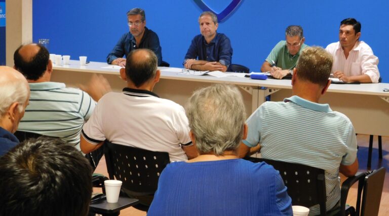 Bernarte se reunión con los Centros Vecinales