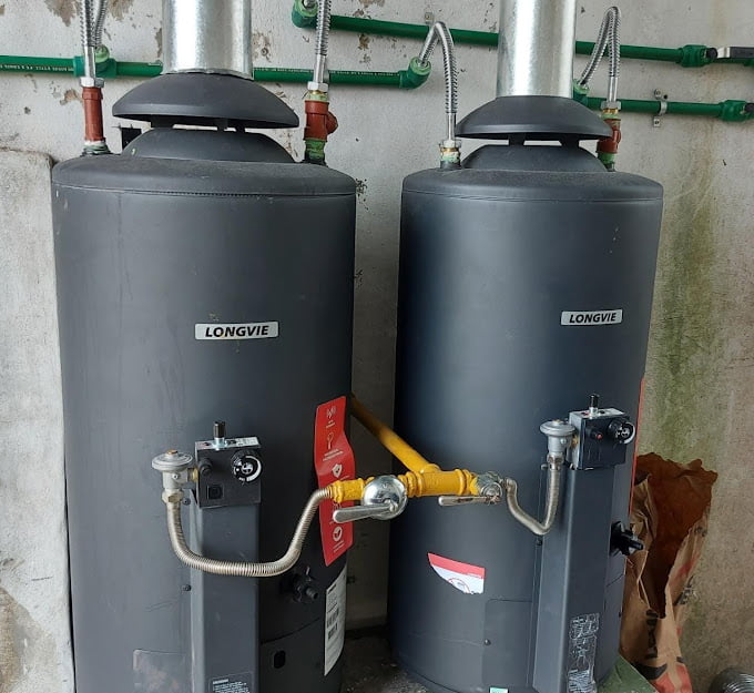 Nuevos termotanques para los vestuarios de Sportivo Belgrano: Otra obra postergada que es una realidad