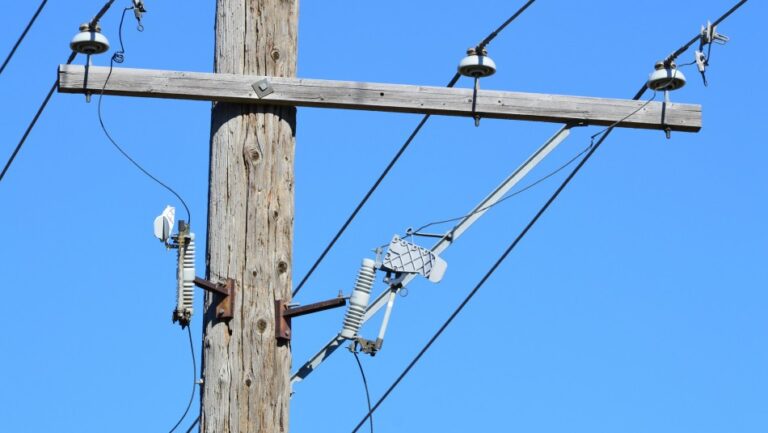 La Policía detuvo a ladrones de cables