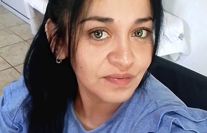 Pide ayuda para recuperar su moto: «Yo sé que mi moto está en barrio Parque, y sé muy bien quien la tiene»