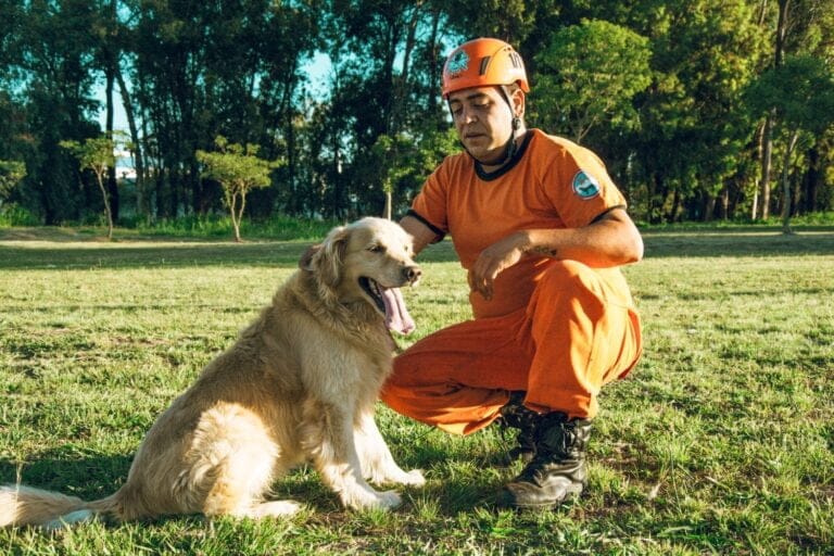 Falleció Aros, perro de rescate de Bomberos Voluntarios