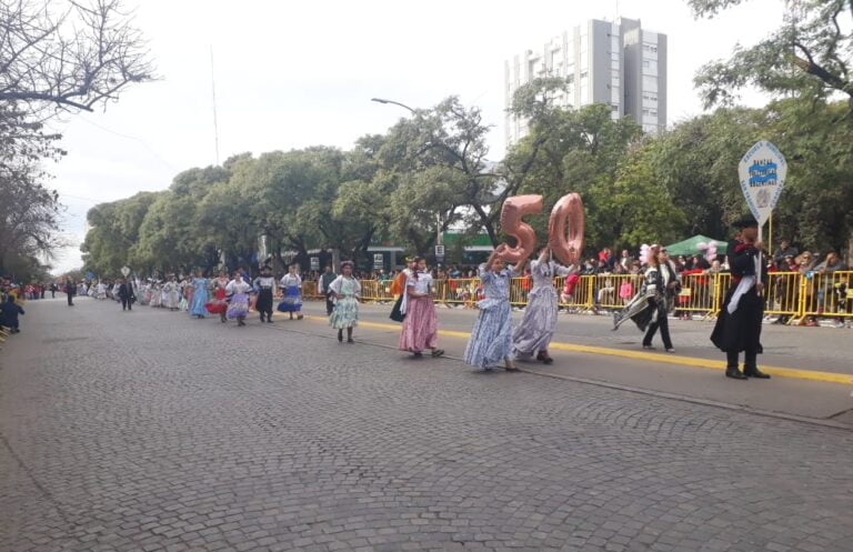 Programa del desfile Patrio del 25 de Mayo
