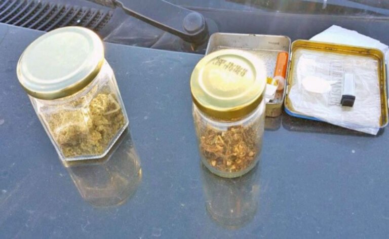Frontera: detuvieron a un hombre con un frasco de marihuana y envoltorios de cocaína
