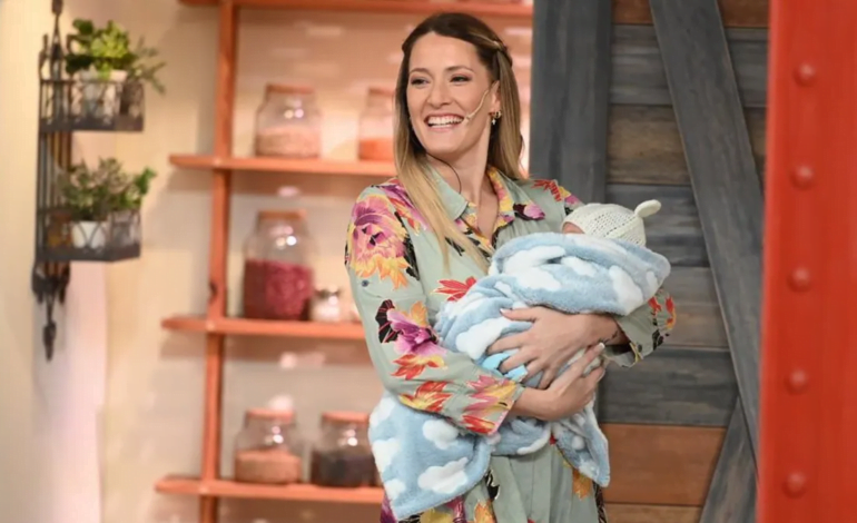 Mica Viciconte presentó a su bebé Luca en televisión: “Los primeros 15 días no dejaba que nadie lo toque”