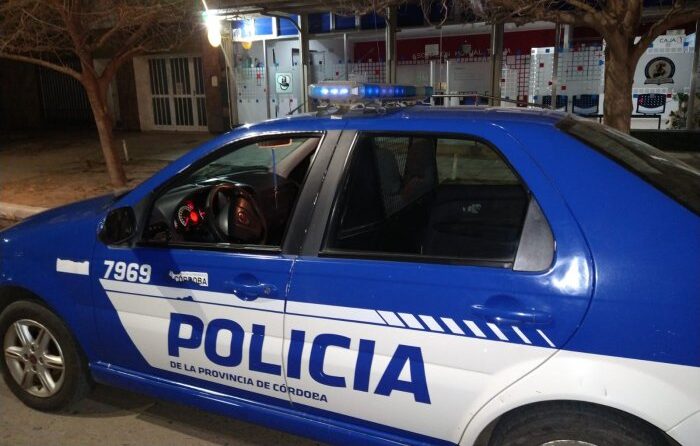 A raíz de un hecho de robo, personal policial realizó allanamientos