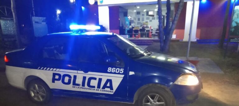 Arrebataron un celular a un ciclista