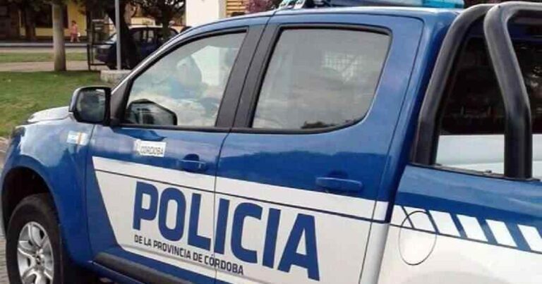 Un joven fue detenido tras agredir a policías