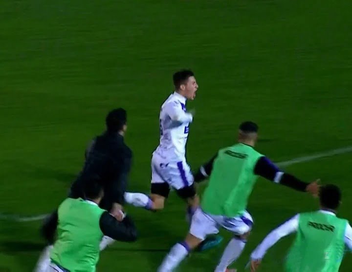 El golazo de Camisassa que le dio la victoria a Villa Dalmine