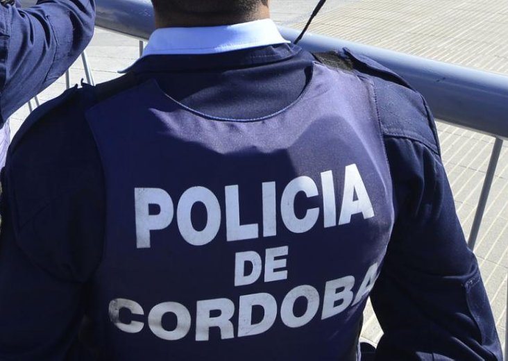 19821 policia cordoba30