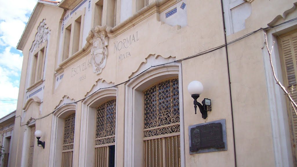 Escuela Normal e1538596713978 (1)