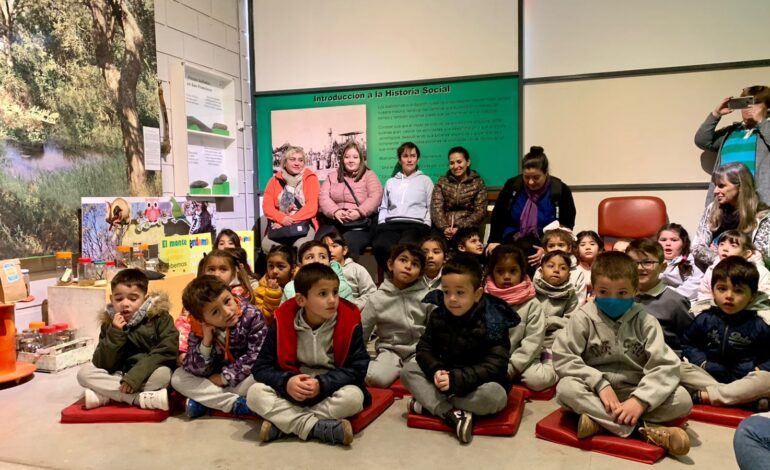  Niños del Jardín J. B. Iturraspe visitaron el Archivo Gráfico y Museo Histórico