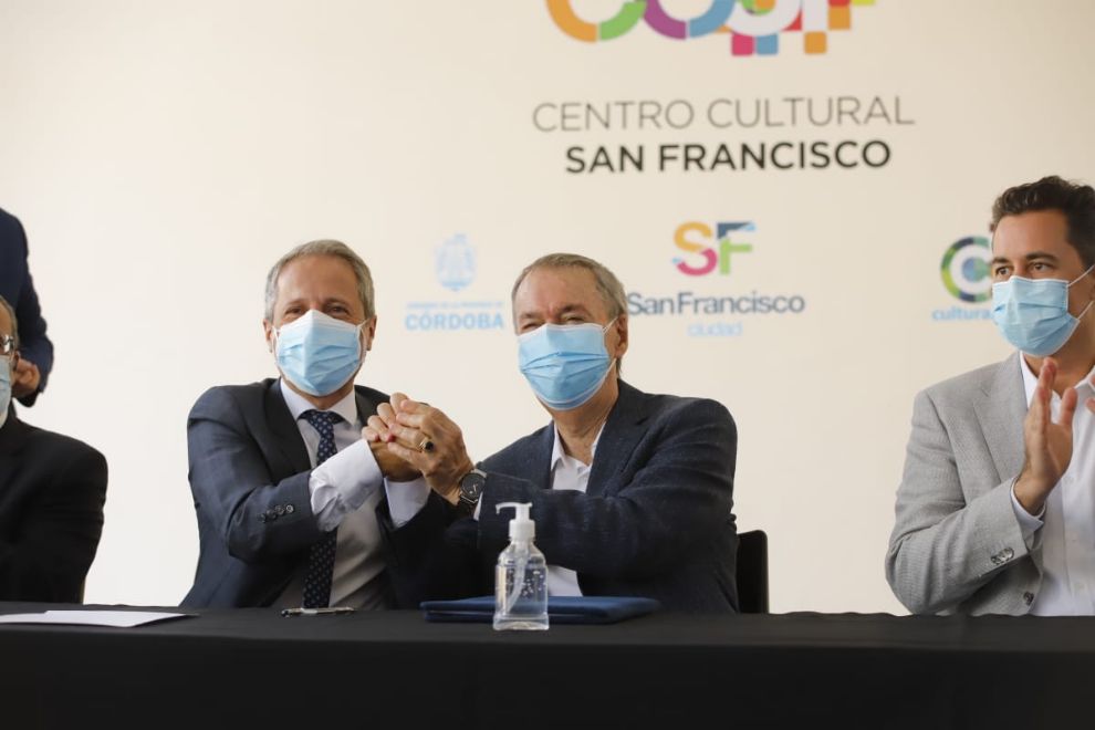 San Francisco firma convenios