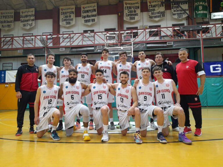 Victoria en el debut de Los Halcones