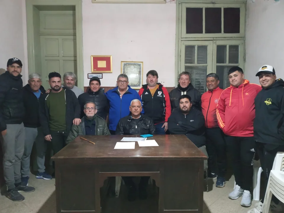 Liga amateur crisis