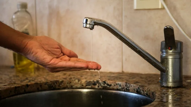 Corte agua potable parana