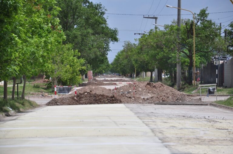 Bernarte recorrió las obras de pavimentación