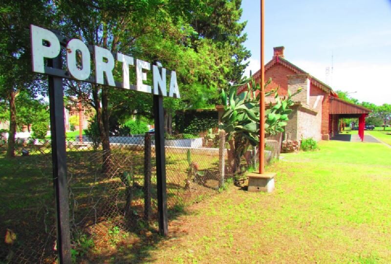 PORTEÑA