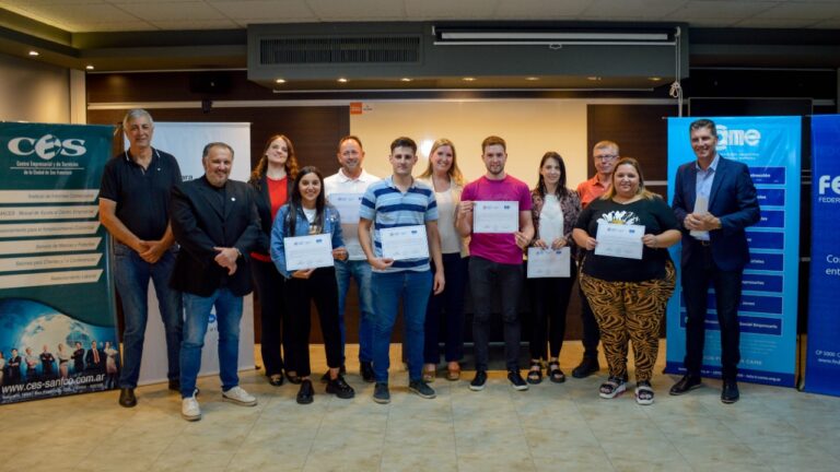 Se realizó la entrega de los certificados del Curso “Cómo pensar mi negocio utilizando metodologías ágiles”