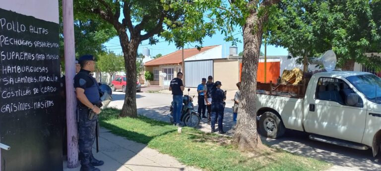 Se realizaron operativos policiales en talleres mecánicos y chacaritas
