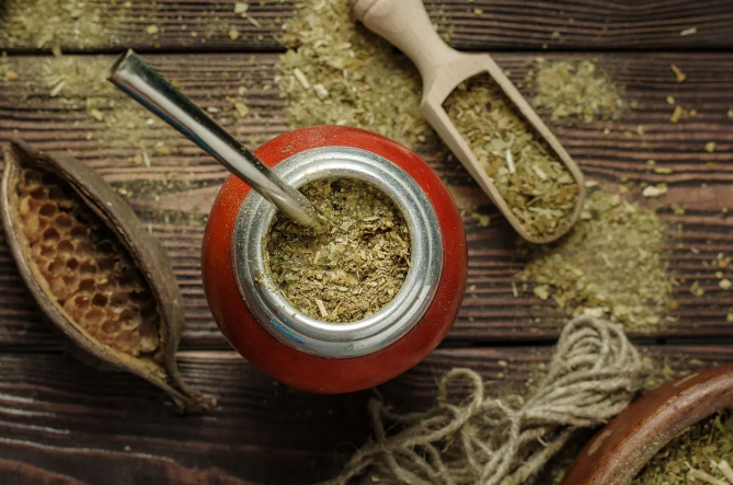 Día del Mate: ¿cuáles son las ocho claves para cebar?