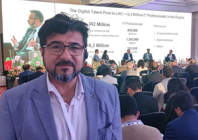 El Decano Alberto Toloza participó en la Cumbre de Talento TIC LAC 2022 realizada en México