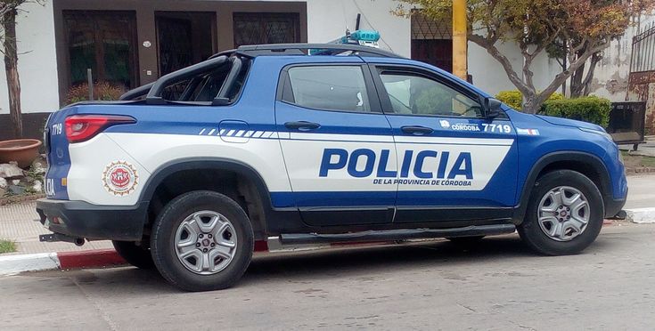 Pelea de mujeres derivó en detención por agredir a policías